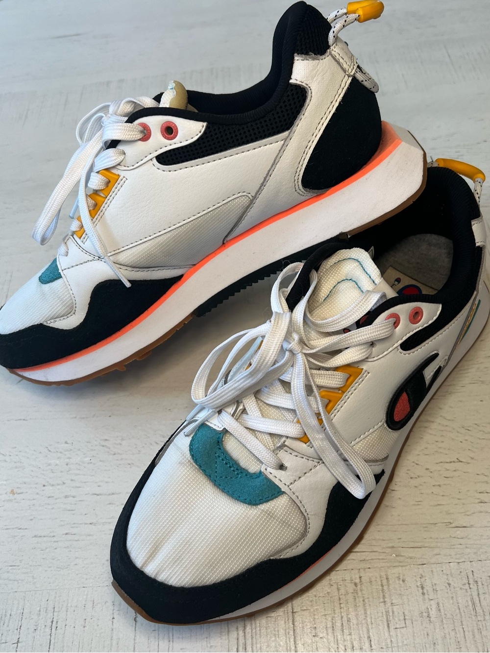 Champion Retro Sneakers - Picture 2 of 8